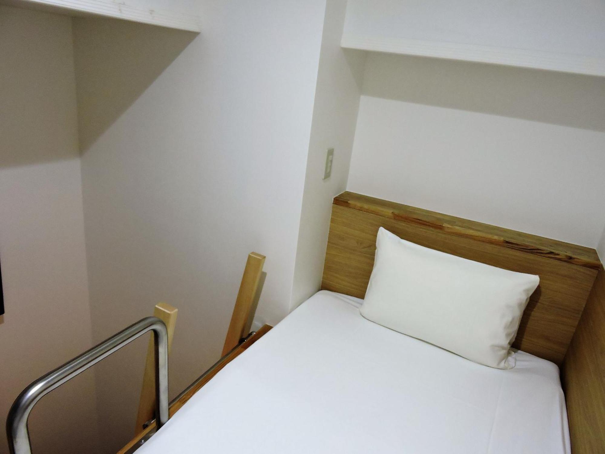Abest Cube Naha Kokusai Street-Cabin Type Hotel All Room With Key Room photo