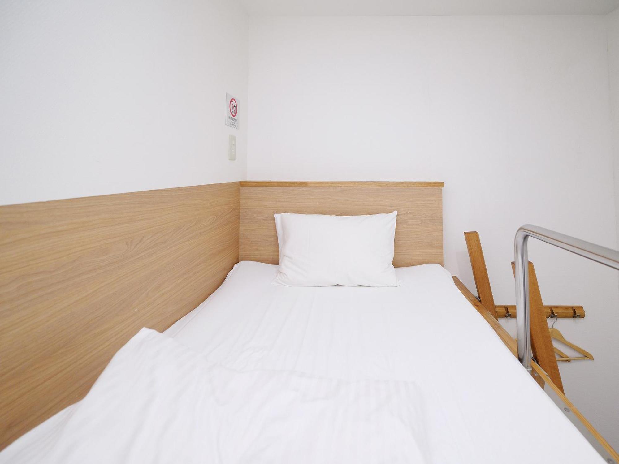 Abest Cube Naha Kokusai Street-Cabin Type Hotel All Room With Key Exterior photo