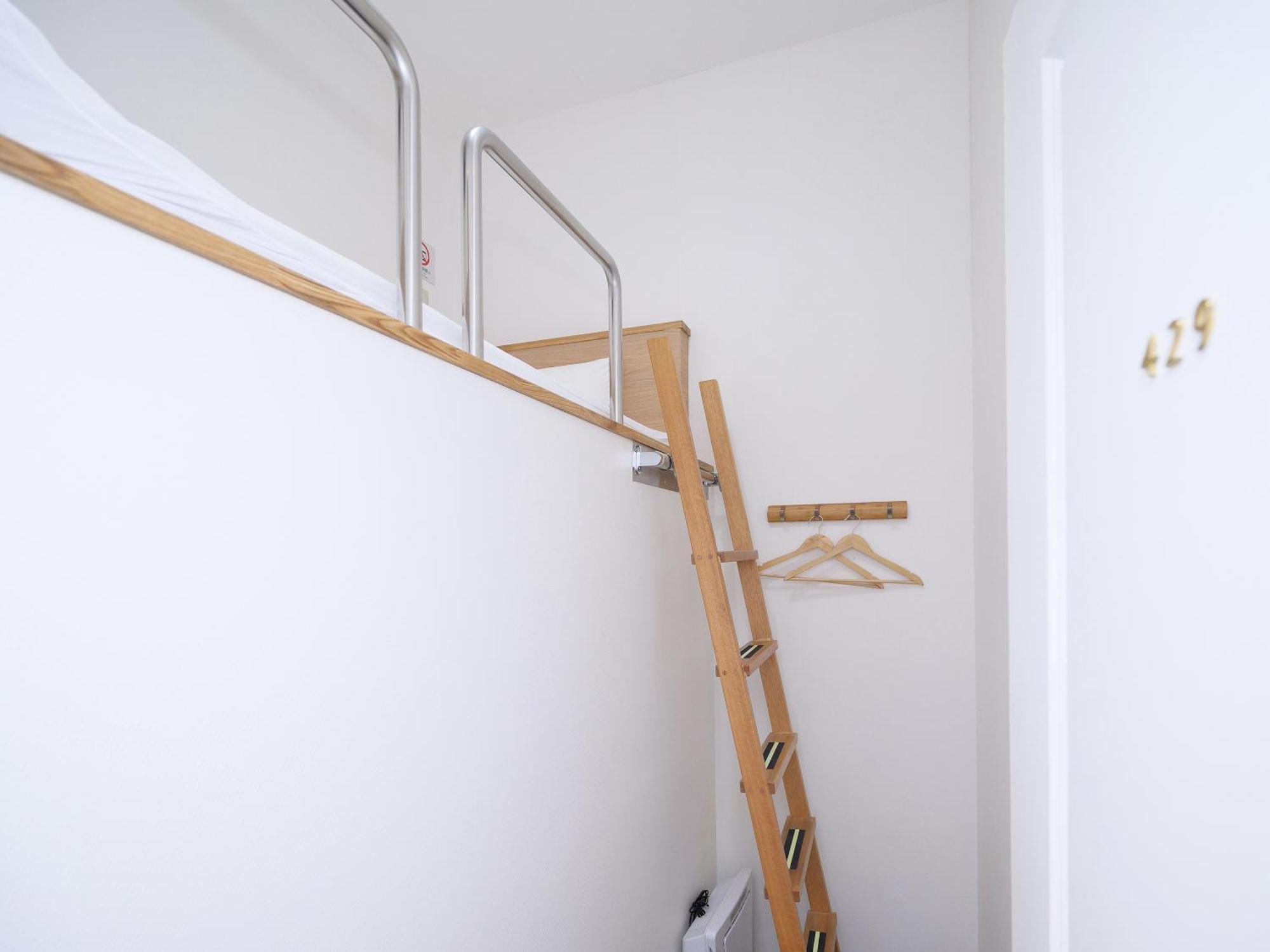 Abest Cube Naha Kokusai Street-Cabin Type Hotel All Room With Key Exterior photo